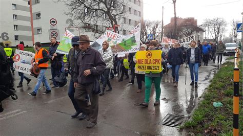 Rebelia Gosong: Wczesny Protest przeciwko Niezrównanemu Zwierzchnictwu i Pierwsze Oznaki Narodowej Tożsamości w Trzecim Wieku